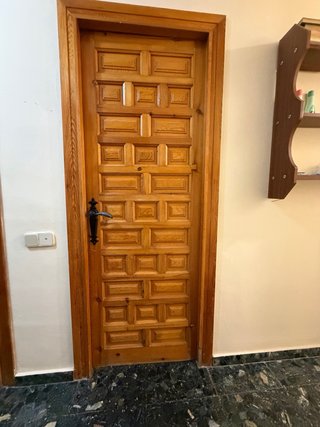 Puertas de madera maciza estilo castellano