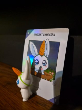 Figura Unstable Unicorns + Carta