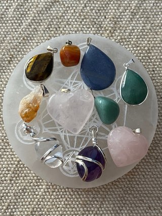 Colgantes Minerales Amatista y Cuarzo