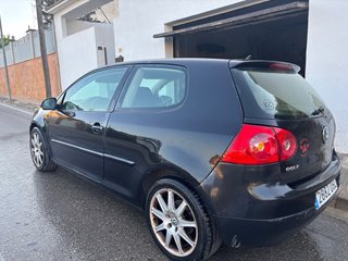 Volkswagen Golf 2005
