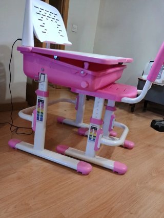Pupitre infantil y silla regulables