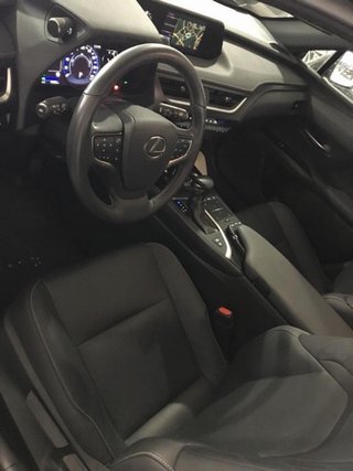 Lexus UX 2020