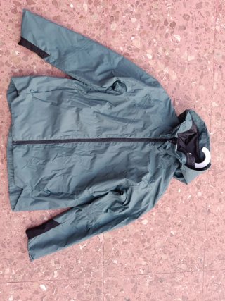 Chubasquero Quechua 10 años