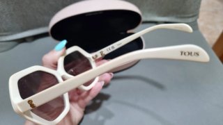 Occhiali da sole Tous beige esagonali