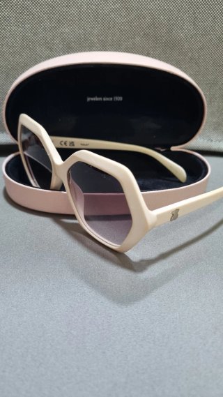 Occhiali da sole Tous beige esagonali