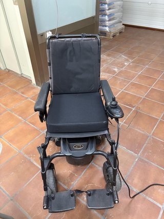 Silla de ruedas eléctrica Sunrise Medical Quickie