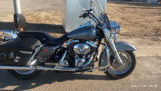 Harley Davidson Road King Moto Cruiser/Touring