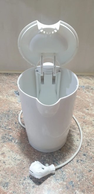 Hervidor de agua blanco 1.7L