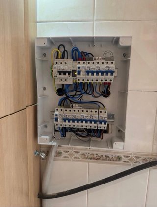 Electricista especializado en renovable