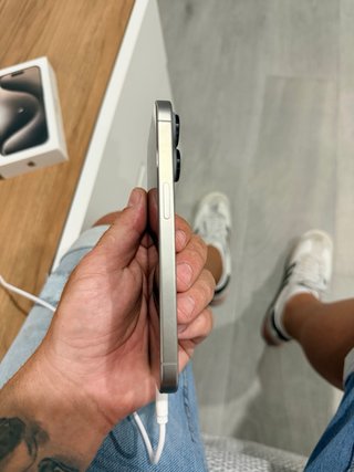 iPhone 15 Pro 256GB Negro