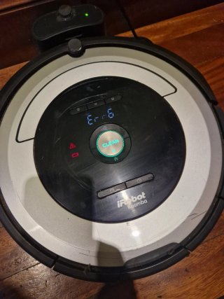 Aspiradora Roomba iRobot 680