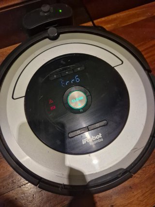 Aspiradora Roomba iRobot 680