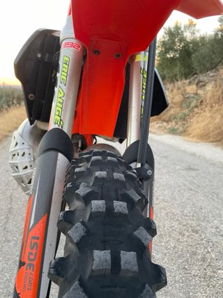 KTM Enduro 300cc Naranja y Blanca
