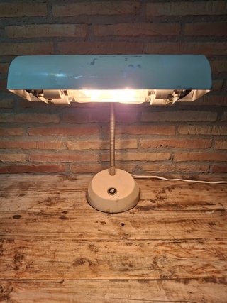 Lámpara de escritorio vintage beige