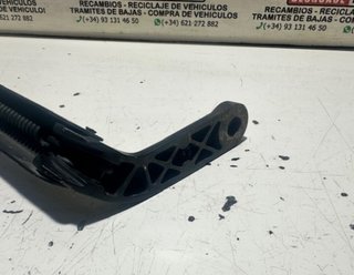Brazo limpia delantero derecho peugeot 206 173438
