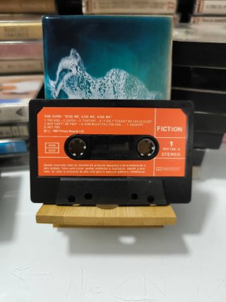 The Cure - Kiss Me Kiss Me Kiss Me Cassette