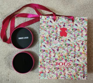 Bolsa y cajita Tous multicolor y rosa