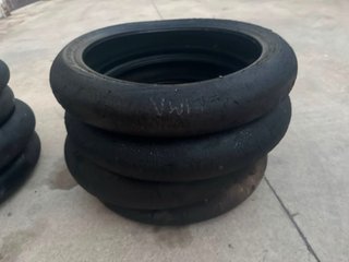 Neumáticos slics Moto3 49cc