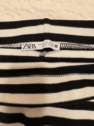 Falda larga Zara rayas blanco y negro