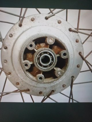Rueda trasera BULTACO de 17" Ref.035