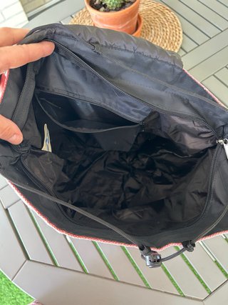 Mochila gris y rosa