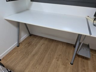 Mesa de escritorio robusta 160x80