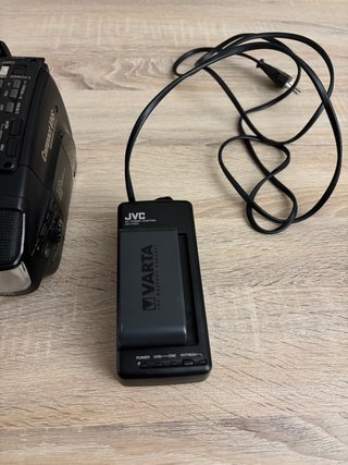 Videocámara JVC Compact VHS GR-AX55