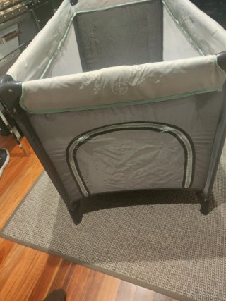 Cuna de viaje para bebé
