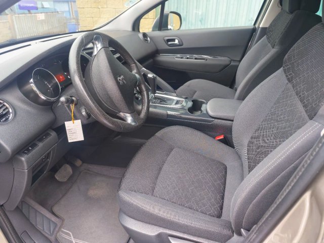 Peugeot 3008 2015