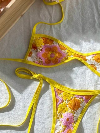 Bikini Crochet Flores Multicolor