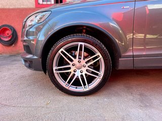 Audi Q7 3.0 TDI quattro S line–240 CV 8velocidades