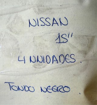 Tapacubos Nissan 15”