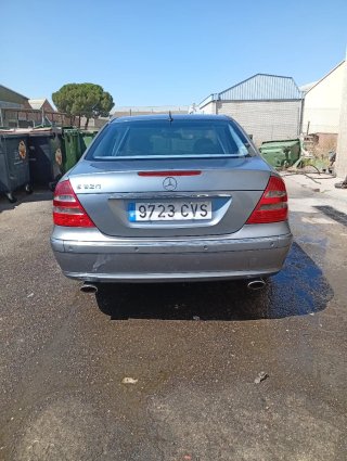 Mercedes-Benz Clase E 2004