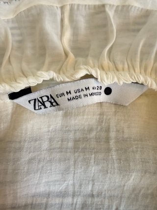 Blusa volantes blanco roto talla M