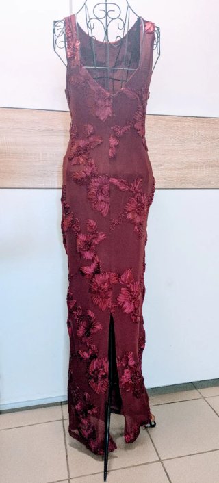 Abito sirena bordeaux con rose 3D,M