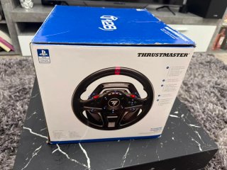 Volante Thrustmaster para PS 4-5