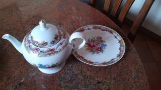 Teiera vintage Limoges con piatto