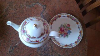 Teiera vintage Limoges con piatto