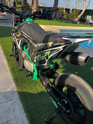 Pitbike Negra y Verde