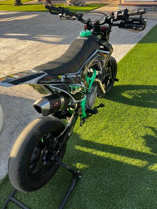 Pitbike Negra y Verde