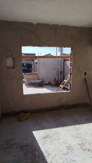 Restauración local y oficinas