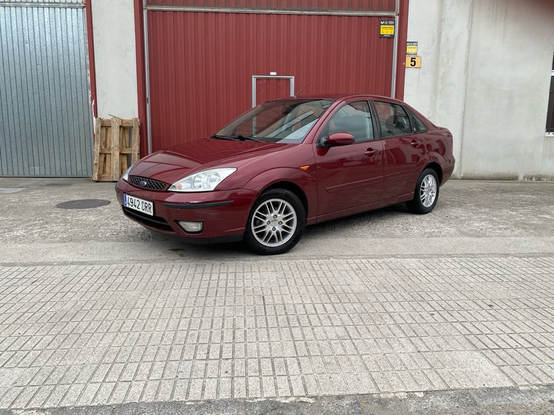 Ford Focus 1.6 16V 100CV - foto 1
