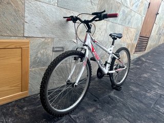Bicicleta infantil Freerider color blanco