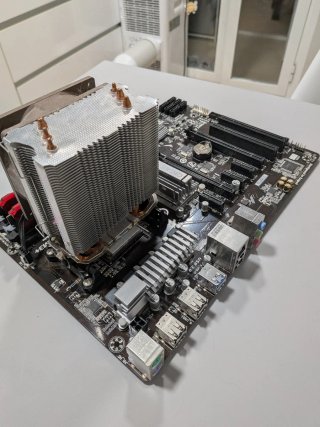 Scheda Madre PC con Ventola