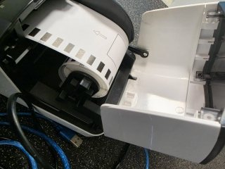Impresora de etiquetas Brother QL-700