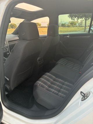 Volkswagen Golf gti 2011