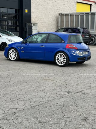 Renault Megane R26