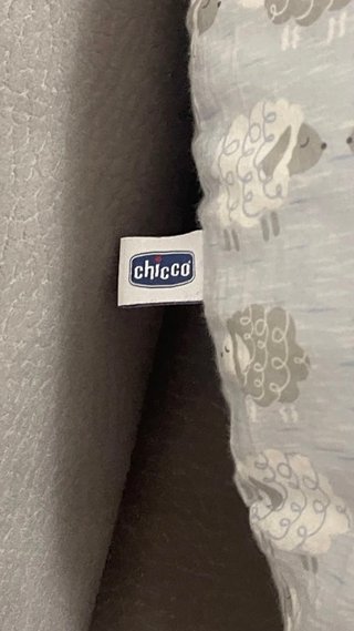 Cojín de lactancia con estampado de ovejas