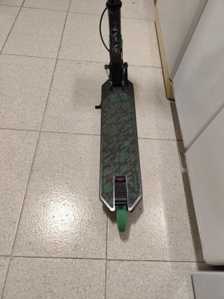 Patinete infantil sin usar