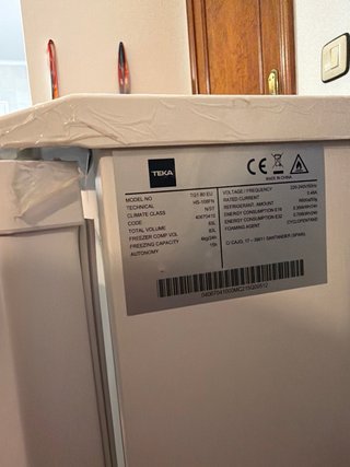 Congelador vertical Teka 80L